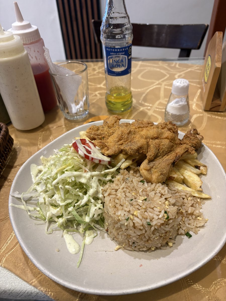 ポッロ = 鶏肉