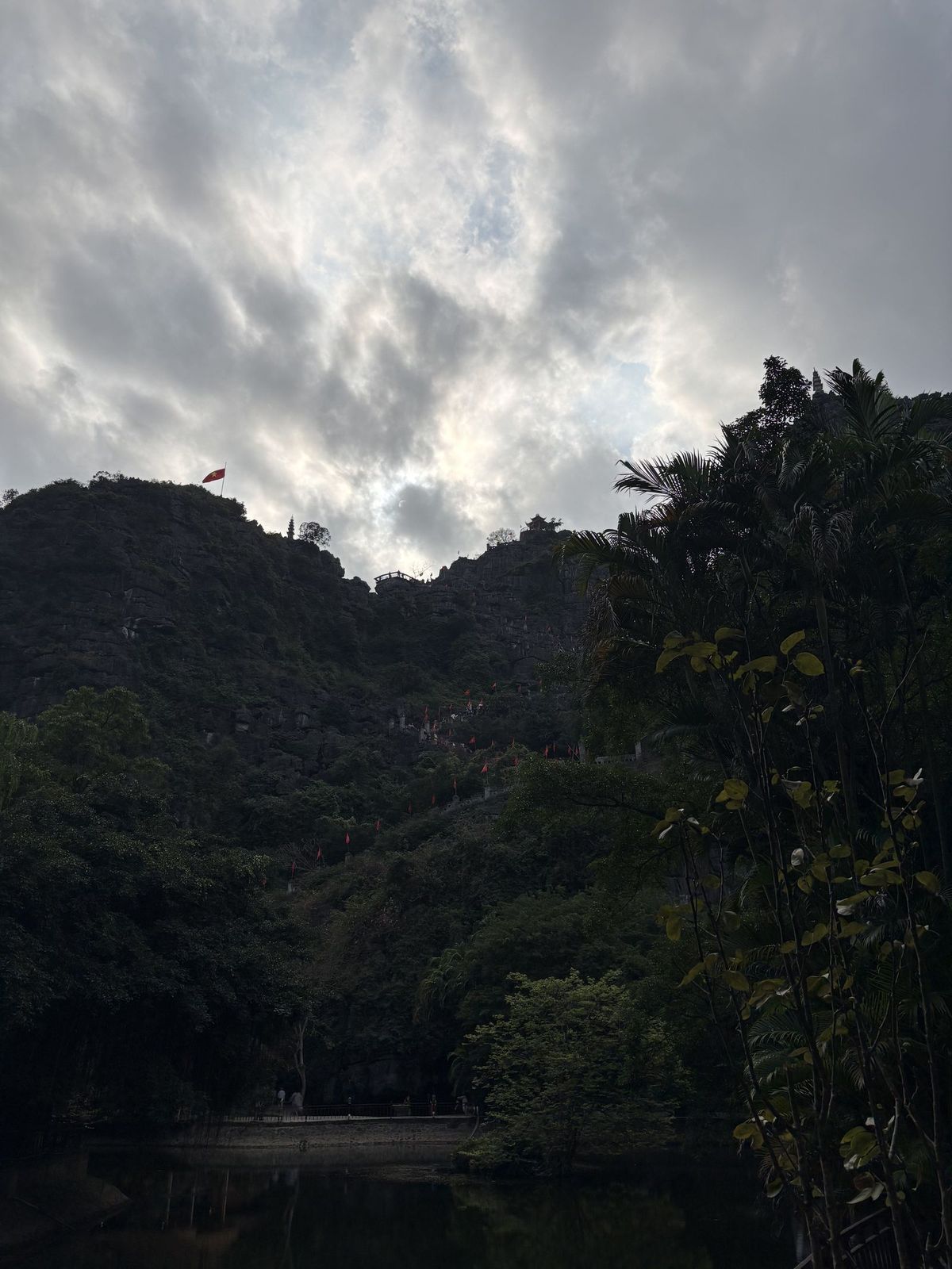 近いように見えるけど、めちゃくちゃ遠い(笑)