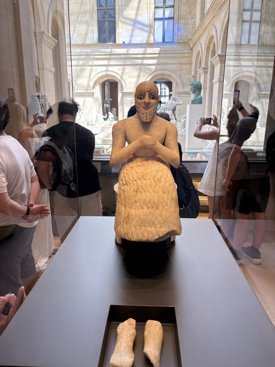 エビフ＝イルの像 ― 4,400年前！！