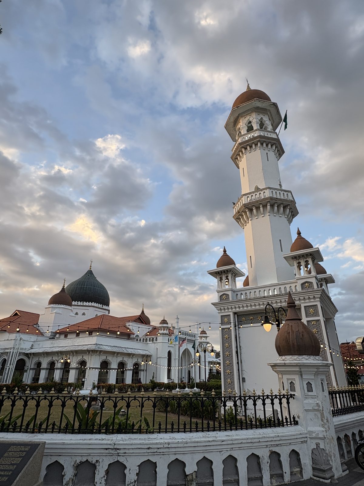 ダウンタウンのモスク