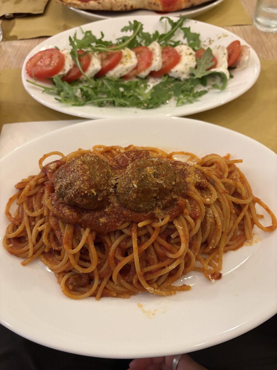 ナポリでの夕食